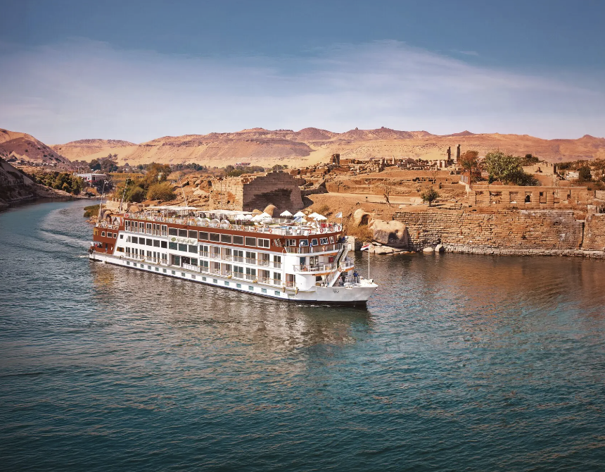 Cruise Ship