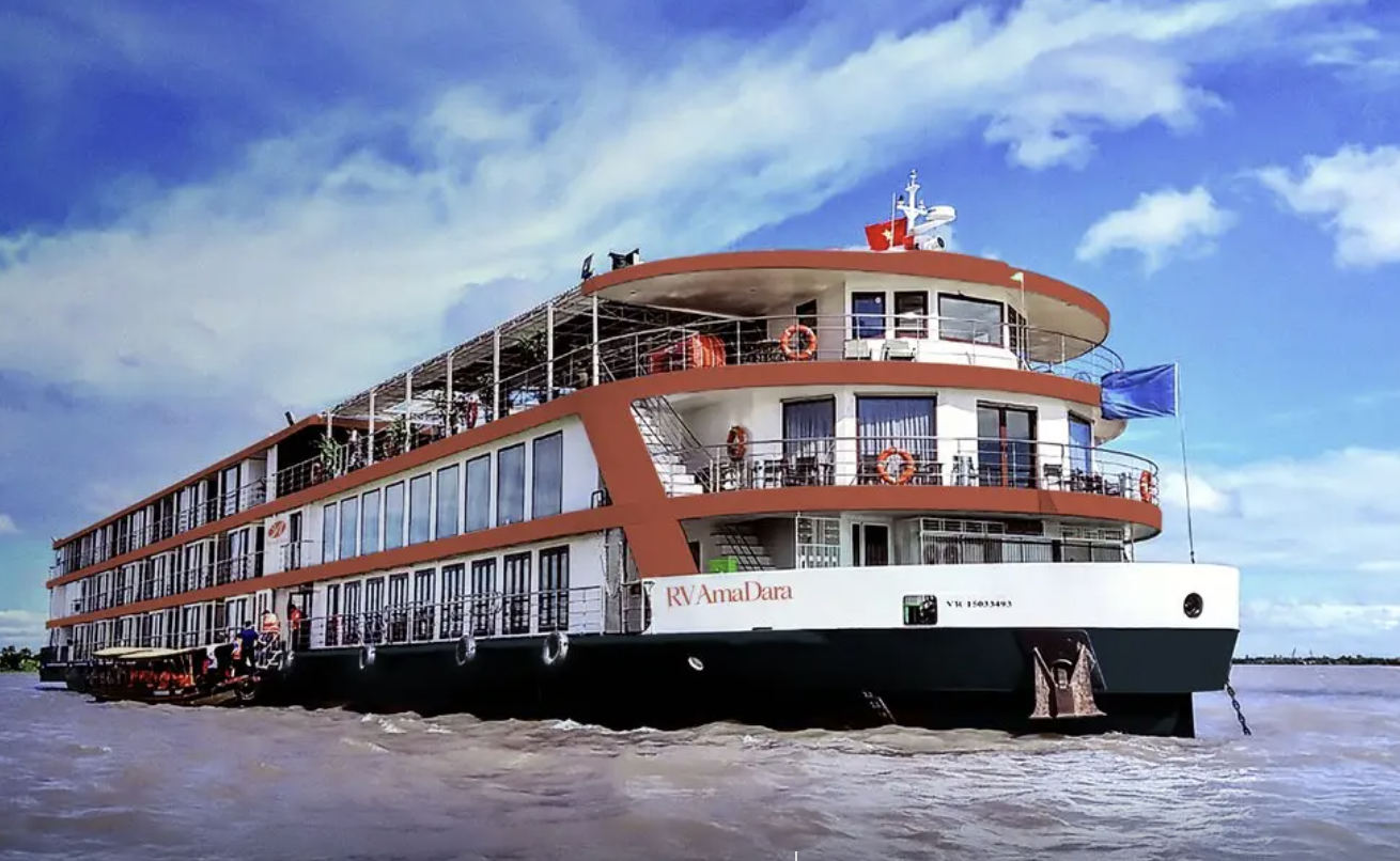 Cruise Ship