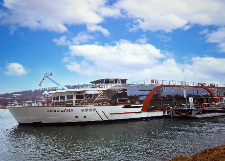 Cruise Ship